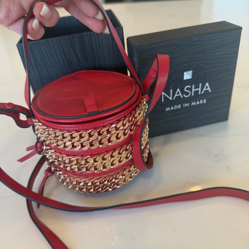 NASHA Made in Mars Red Leather Baby Pinto Bucket Bag Gold Chain Crossbody EUC